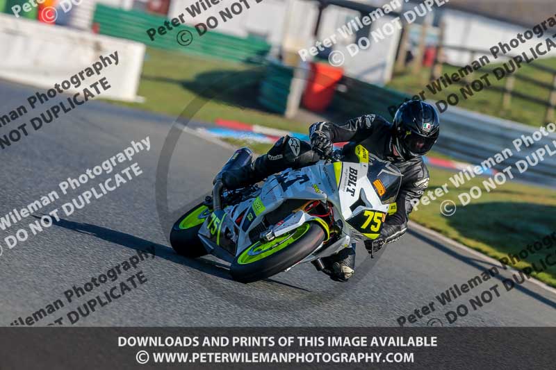 PJ Motorsport Photography 2018;enduro digital images;event digital images;eventdigitalimages;mallory park;mallory park photographs;mallory park trackday;mallory park trackday photographs;no limits trackdays;peter wileman photography;racing digital images;trackday digital images;trackday photos